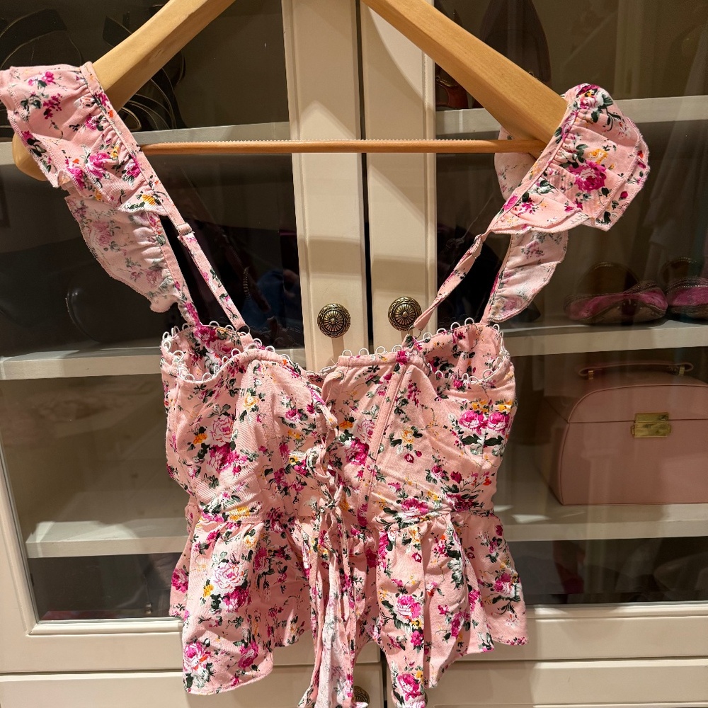 ASTR Baylin Lace Up Top! Sexy + Fun!